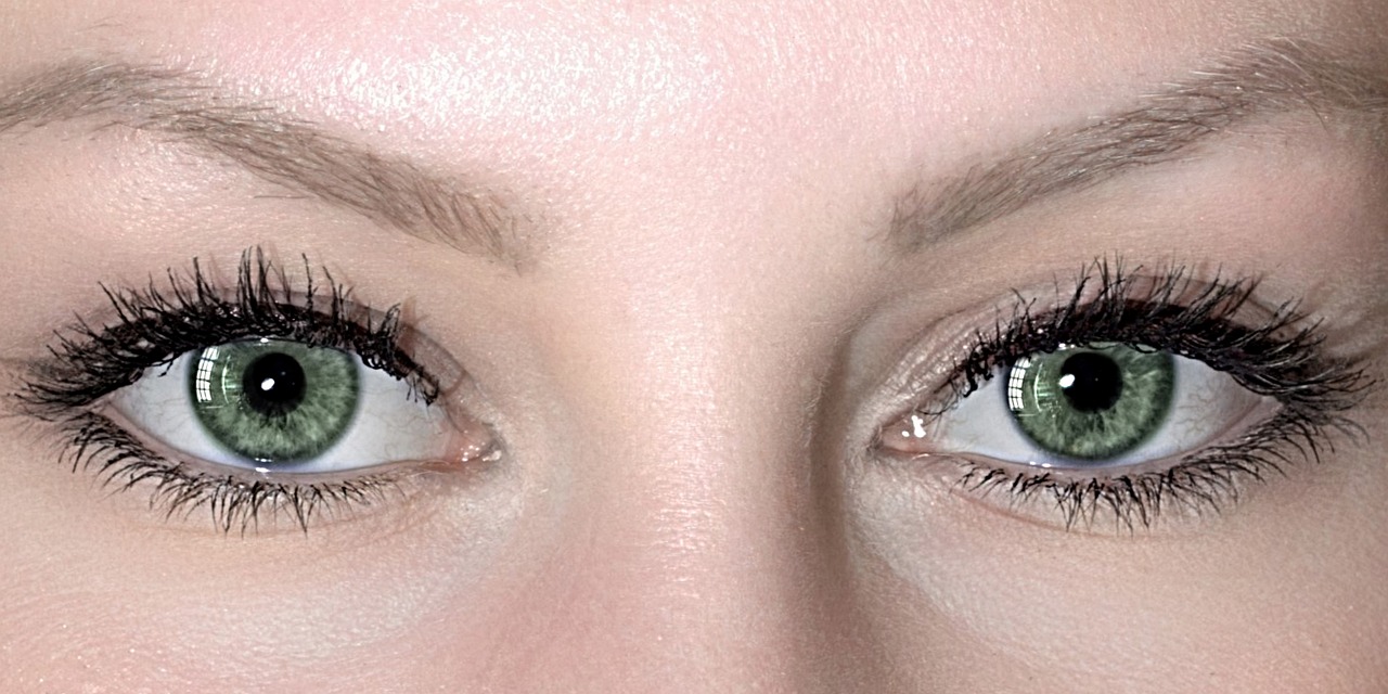 eyes 4079944 1280